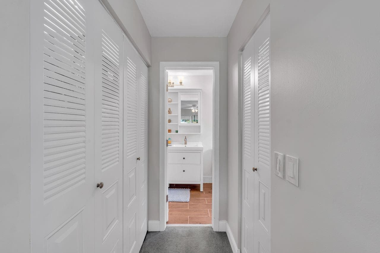 2 Walk in Closets