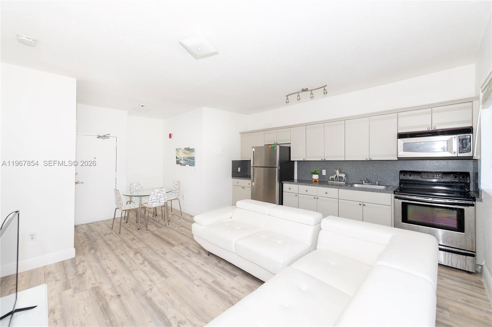 EUCLID CONDO · #308 in Miami Beach - Photo 3