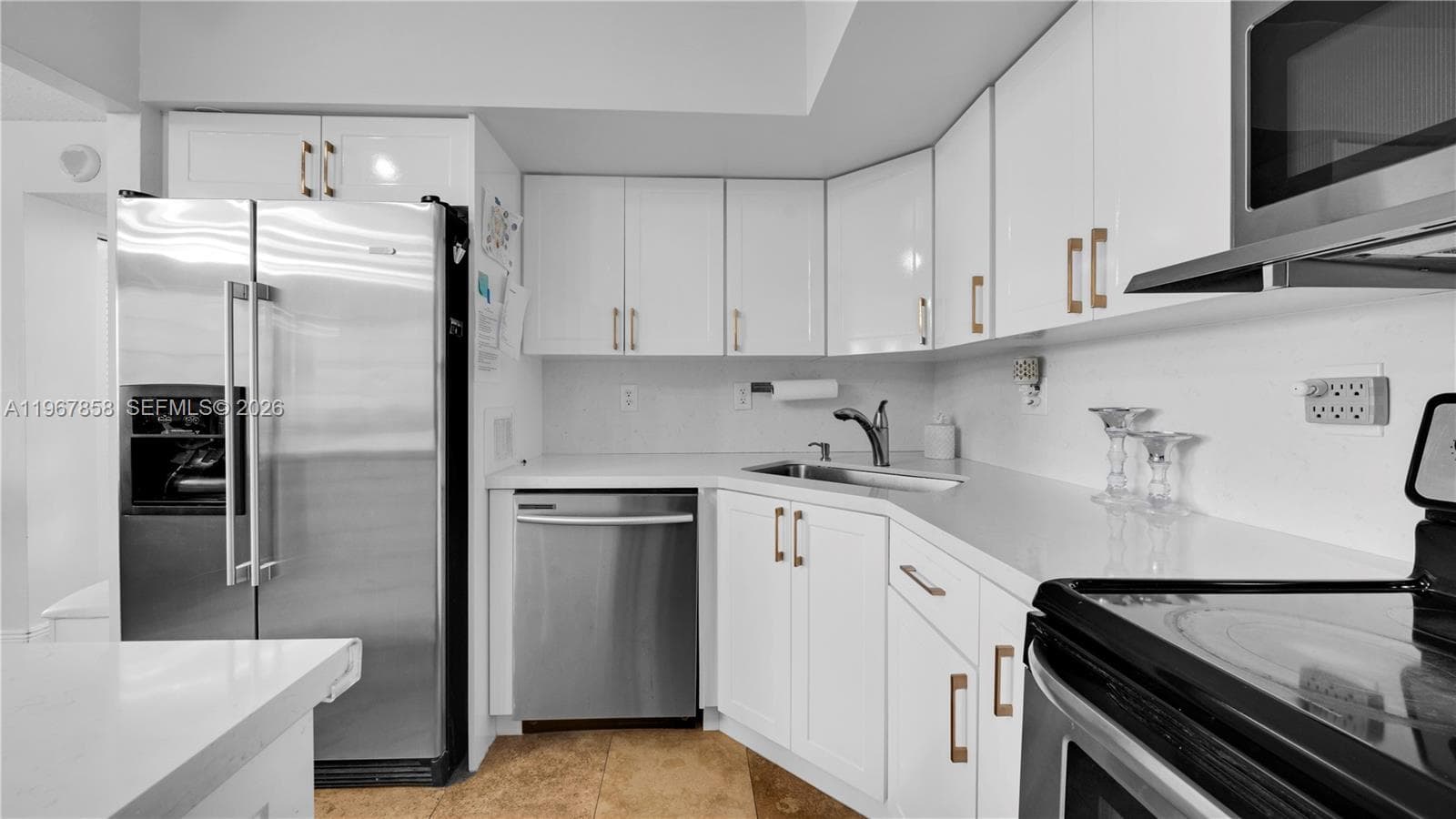 Bayview Towers · #B306 in North Miami - Photo 45