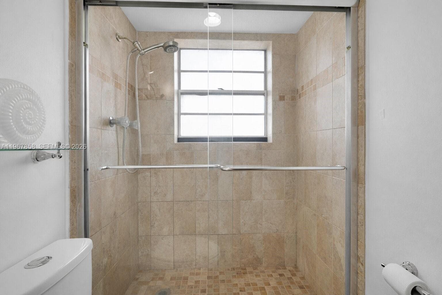 Bayview Towers · #B306 in North Miami - Photo 35