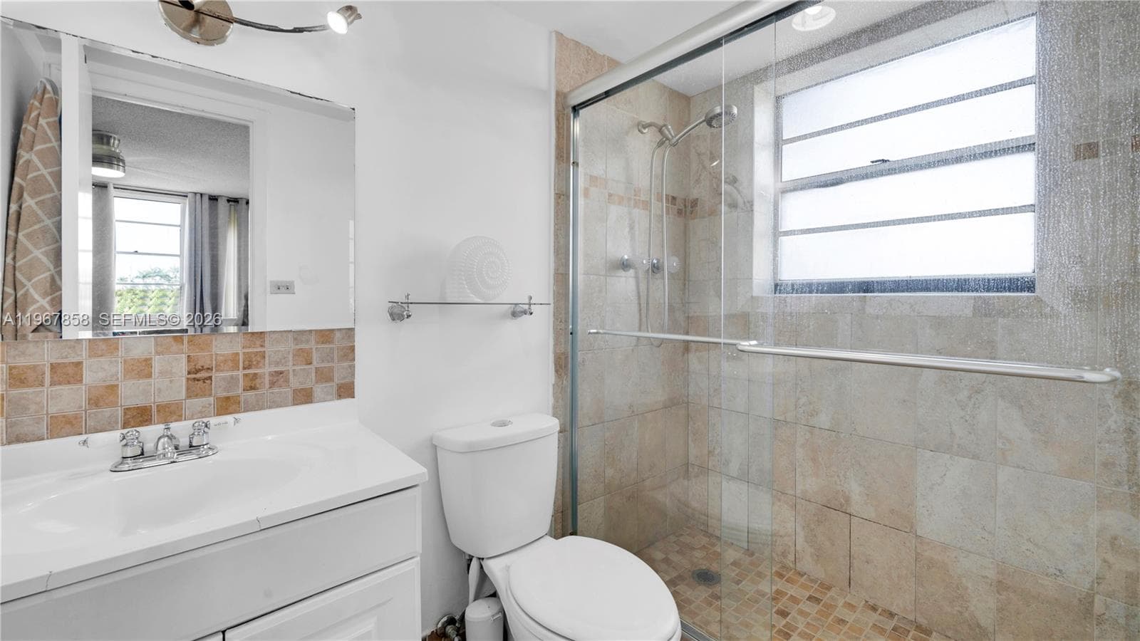 Bayview Towers · #B306 in North Miami - Photo 25