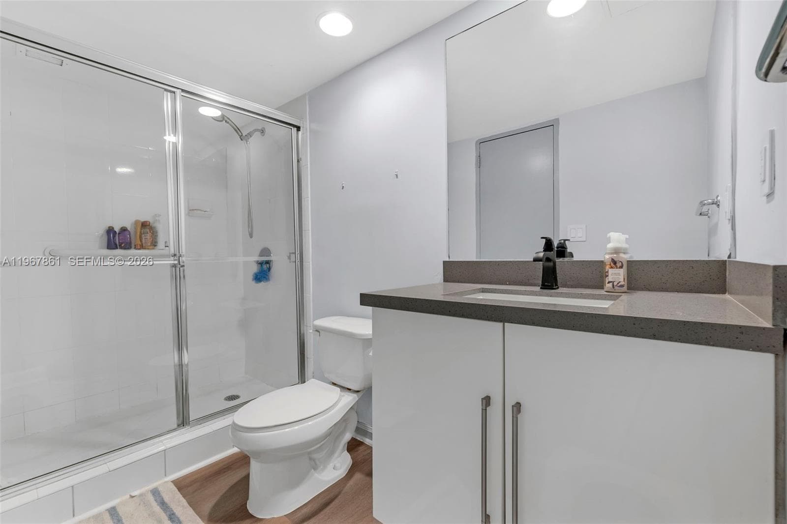 RESIDENCES ON HOLLYWOOD B · #1122 in Hollywood - Photo 13