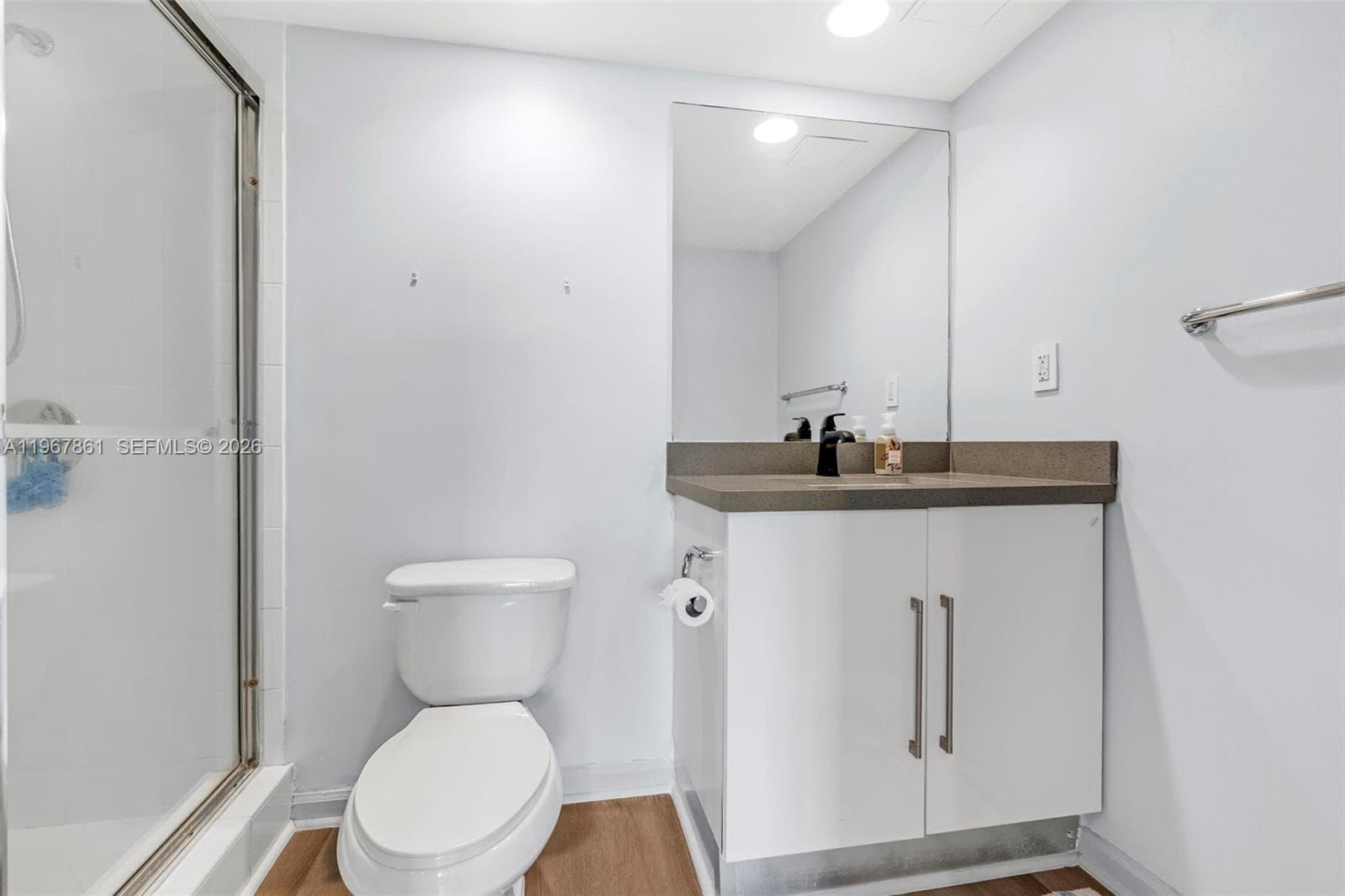 RESIDENCES ON HOLLYWOOD B · #1122 in Hollywood - Photo 12