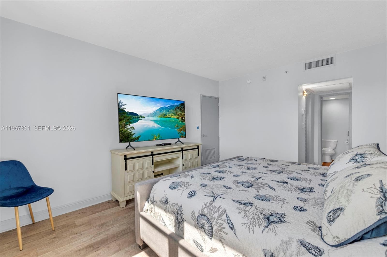 RESIDENCES ON HOLLYWOOD B · #1122 in Hollywood - Photo 14