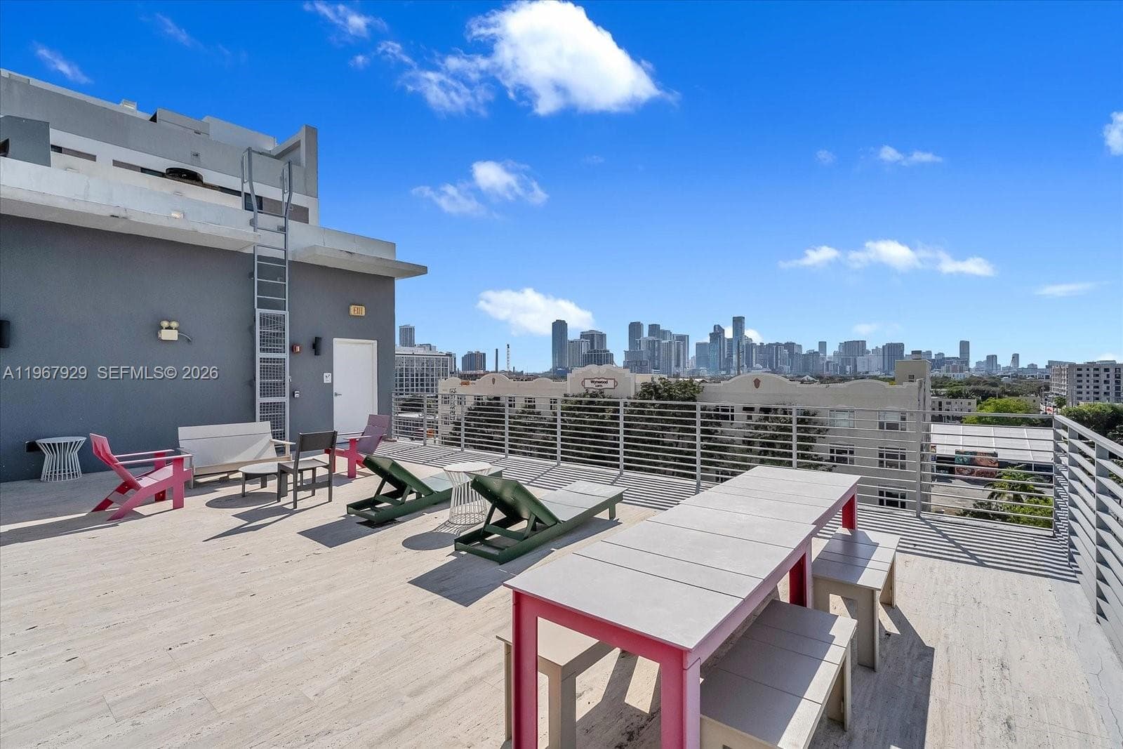 Rooftop Lounge