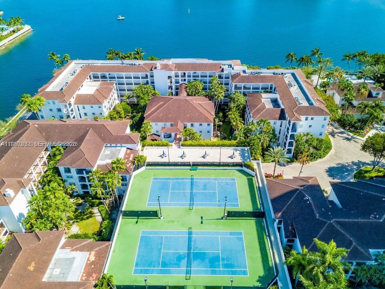 VILLAGE BY THE BAY CONDO · #5102 in Aventura - Photo 42
