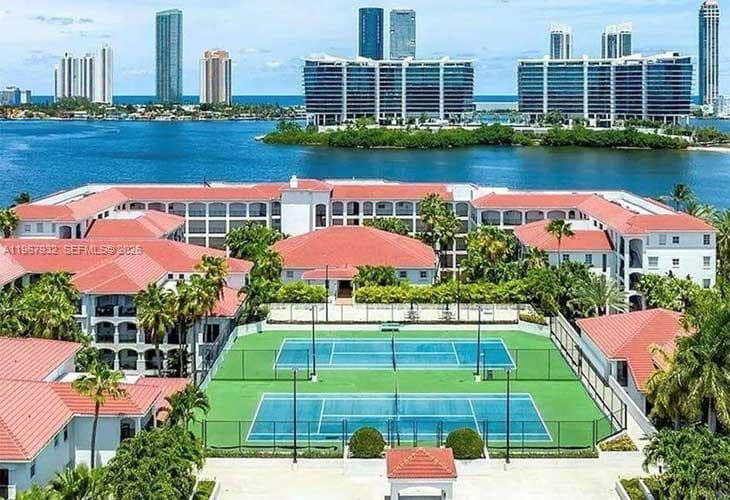 VILLAGE BY THE BAY CONDO · #5102 in Aventura - Photo 41