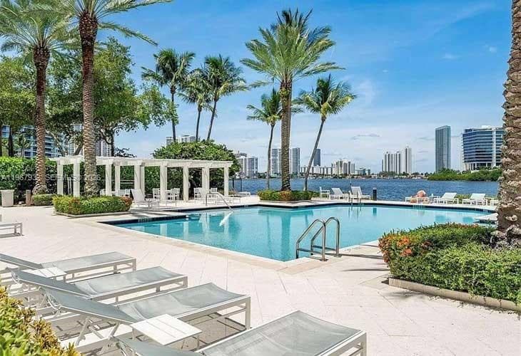 VILLAGE BY THE BAY CONDO · #5102 in Aventura - Photo 37