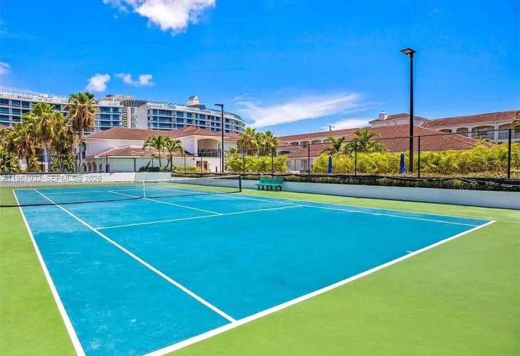 VILLAGE BY THE BAY CONDO · #5102 in Aventura - Photo 44