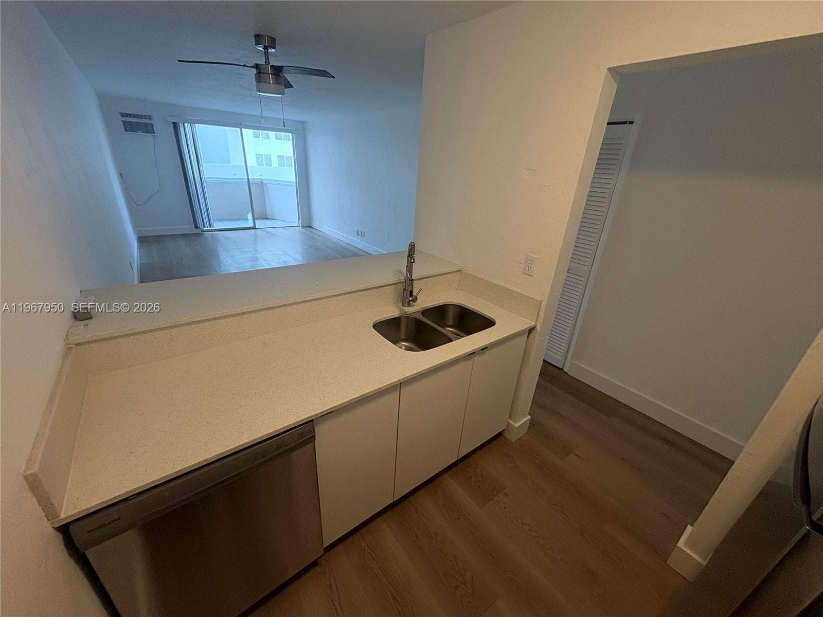 BAYSIDE TERRACE CONDO · #505 in Miami - Photo 7