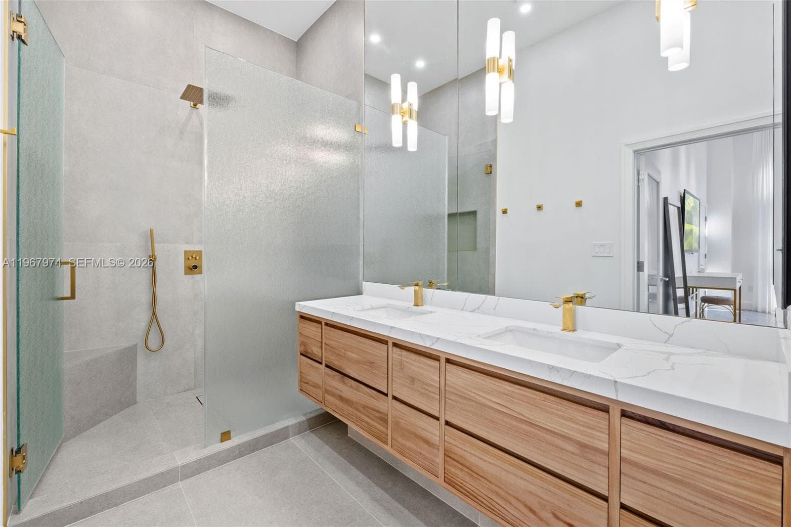 THE MERIDIAN CONDO · #107 in Miami Beach - Photo 12
