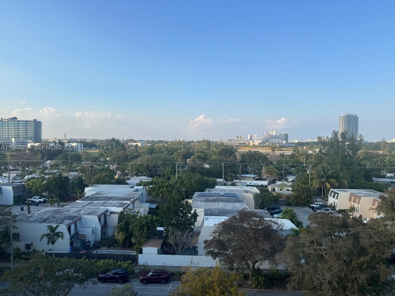 KEYSTONE TOWER CONDO · #811 in North Miami - Photo 6