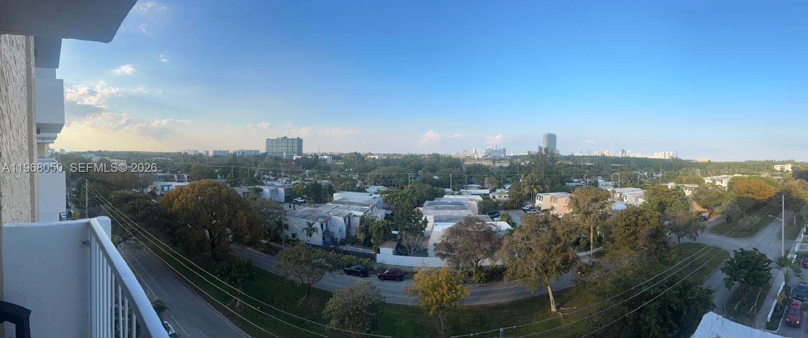 KEYSTONE TOWER CONDO · #811 in North Miami - Photo 4