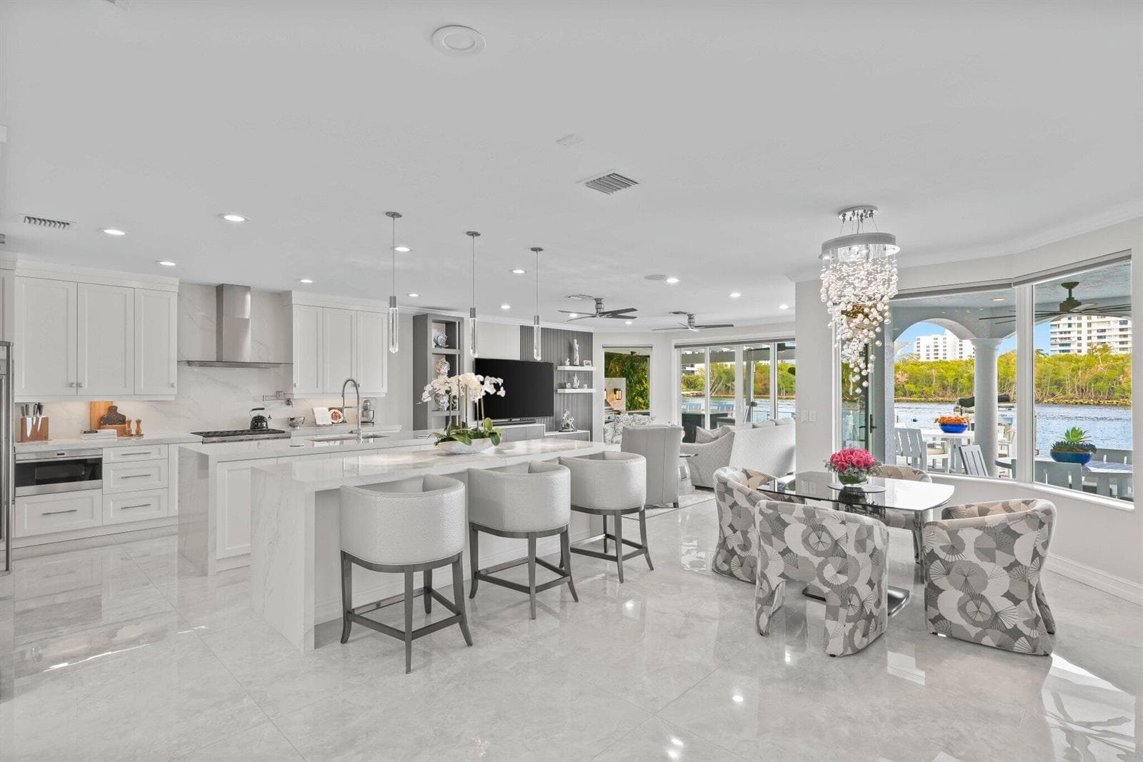 Breakfast area