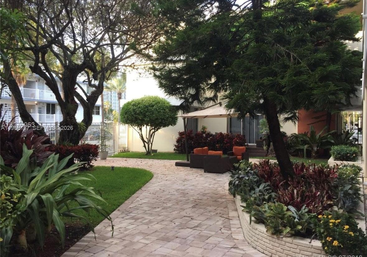 10210 LANAI CONDO · #306 in Bal Harbour - Photo 3