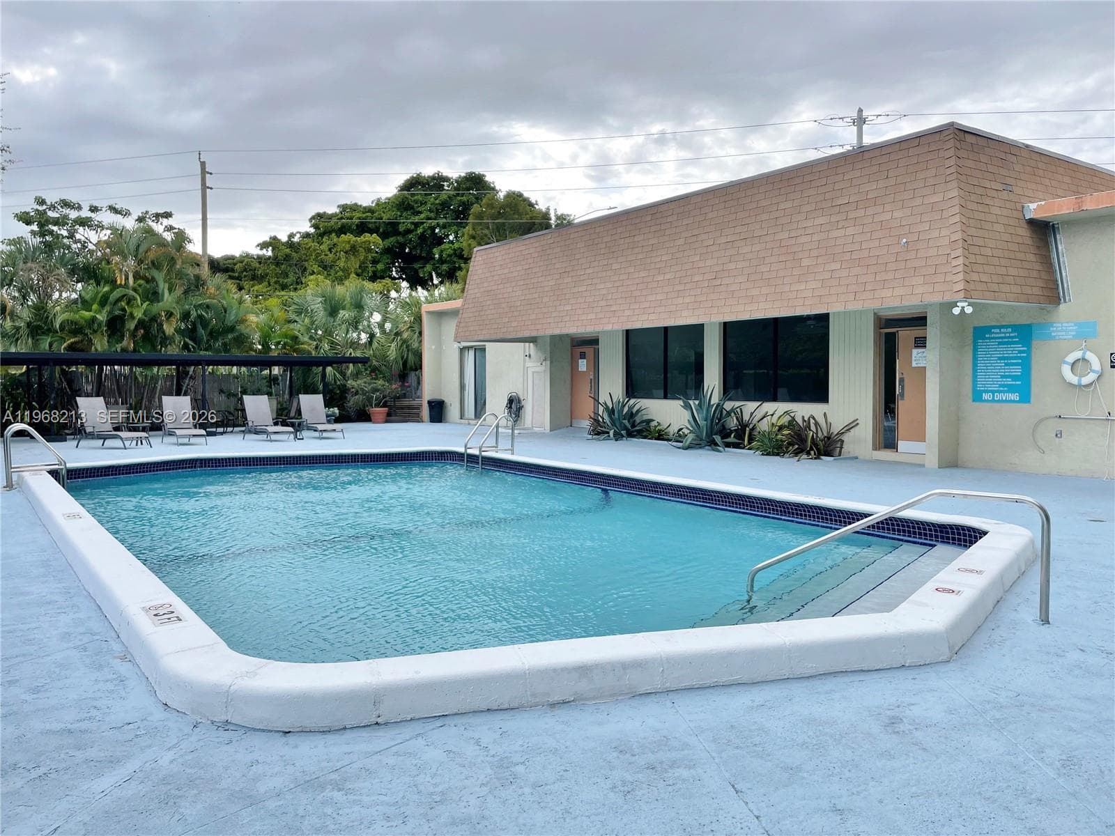 WOODSIDE APTS CONDO · #A322 in North Miami Beach - Photo 22