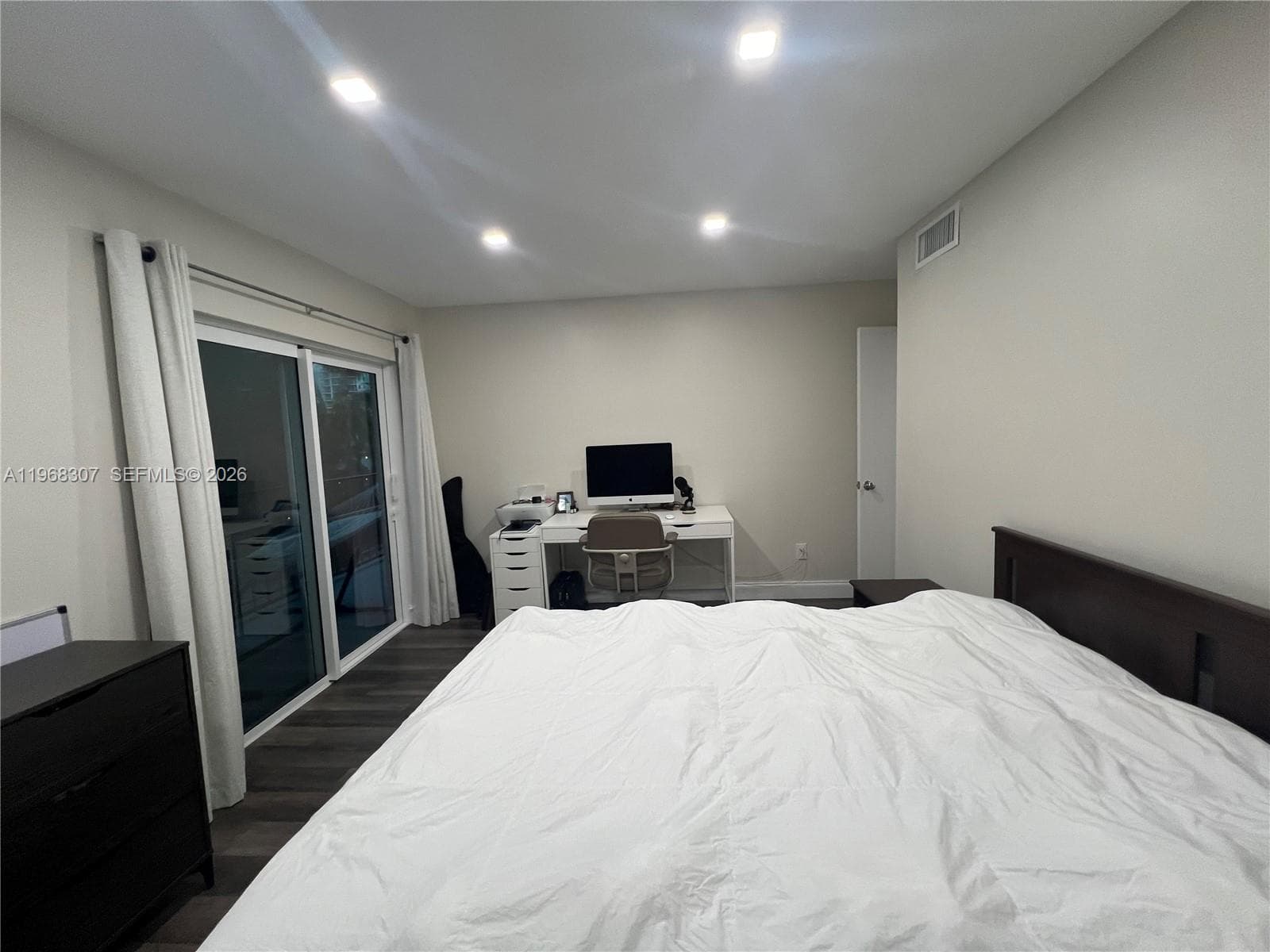 Dolphin Condo · #307 in North Miami Beach - Photo 21
