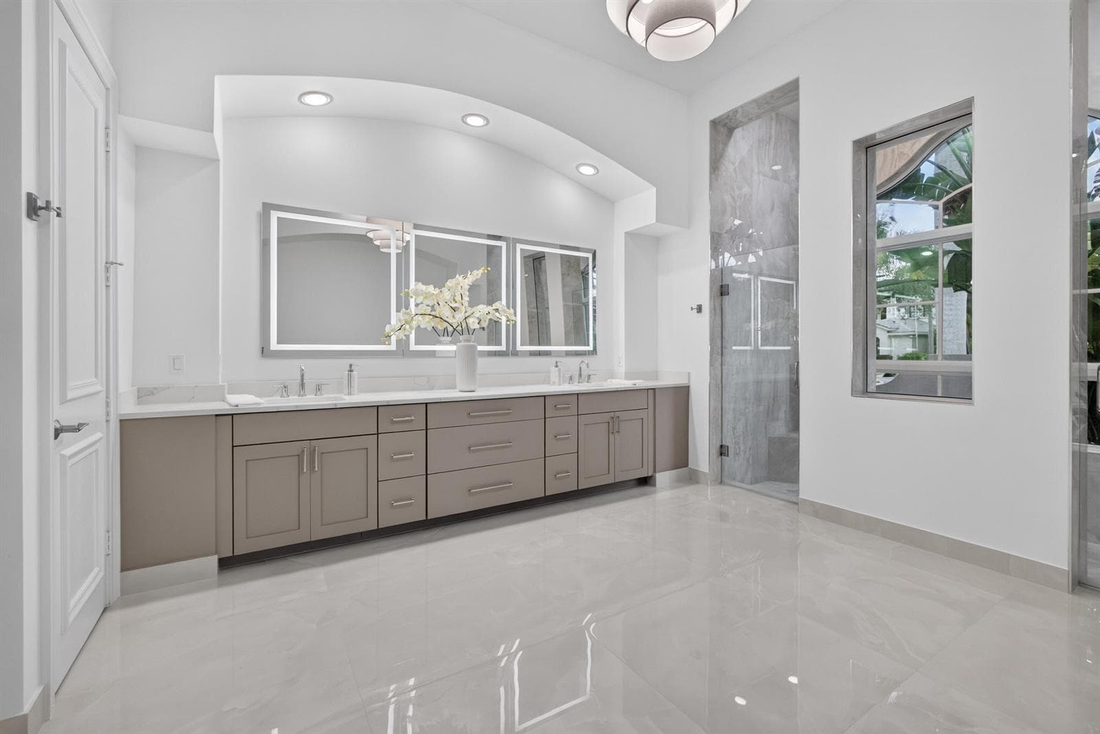 Oversized Primary bath tile