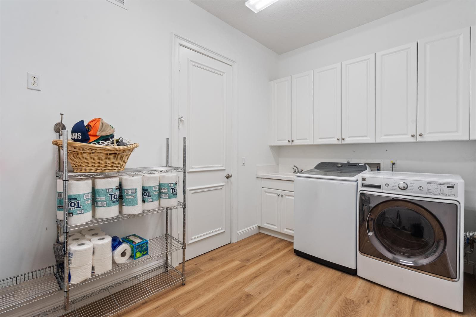 Large Laundry Room 1st Floor