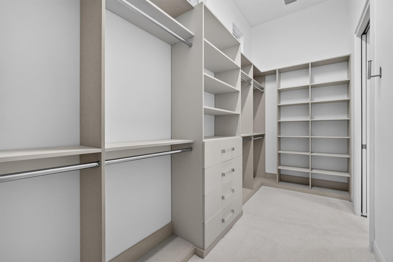 Custom closet 1