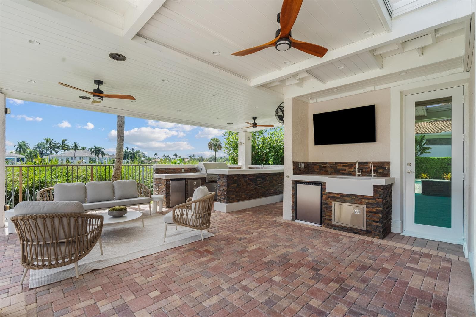 Outdoor Kitchen with 2 new refrigerators