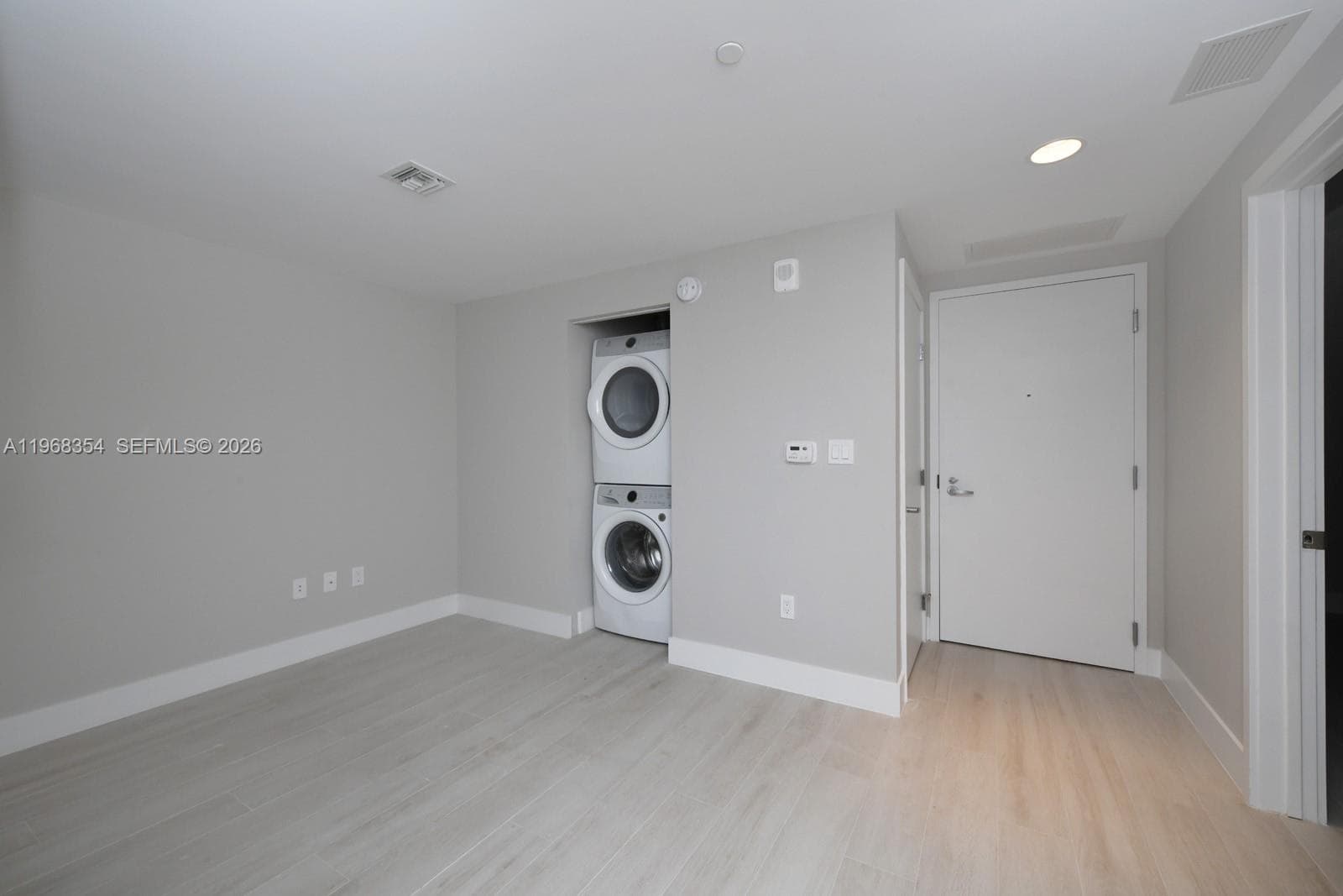 THE HARBOUR SOUTH CONDO · #1219 in North Miami Beach - Photo 12
