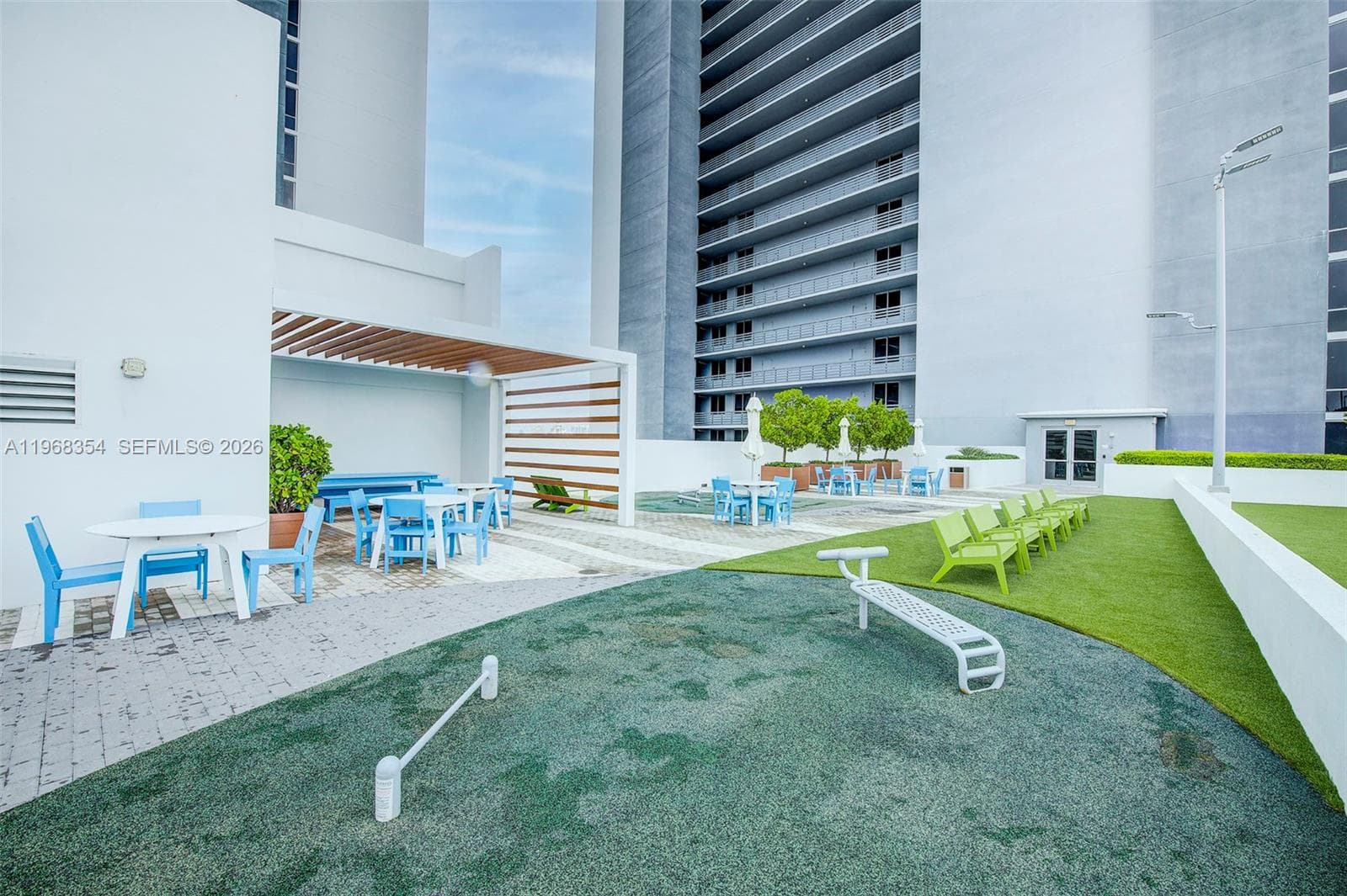 THE HARBOUR SOUTH CONDO · #1219 in North Miami Beach - Photo 28