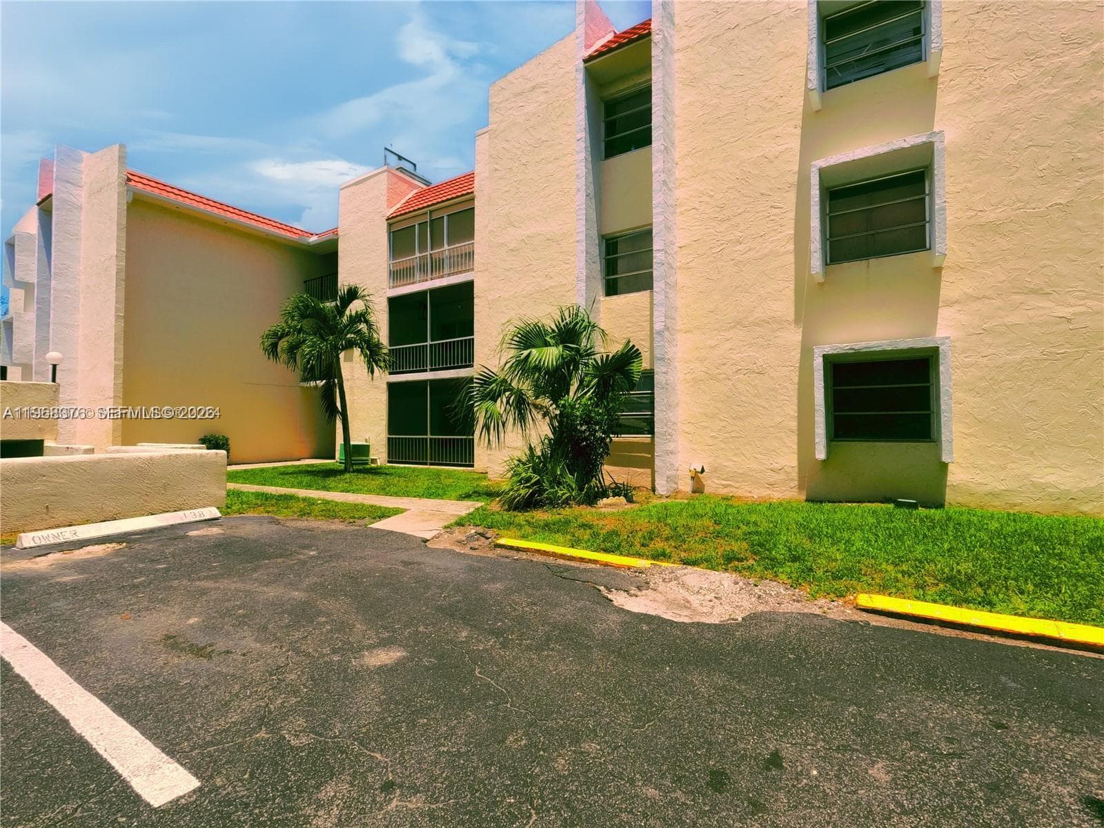SPANISH OAKS CONDO · #0140 in Boca Raton - Photo 16