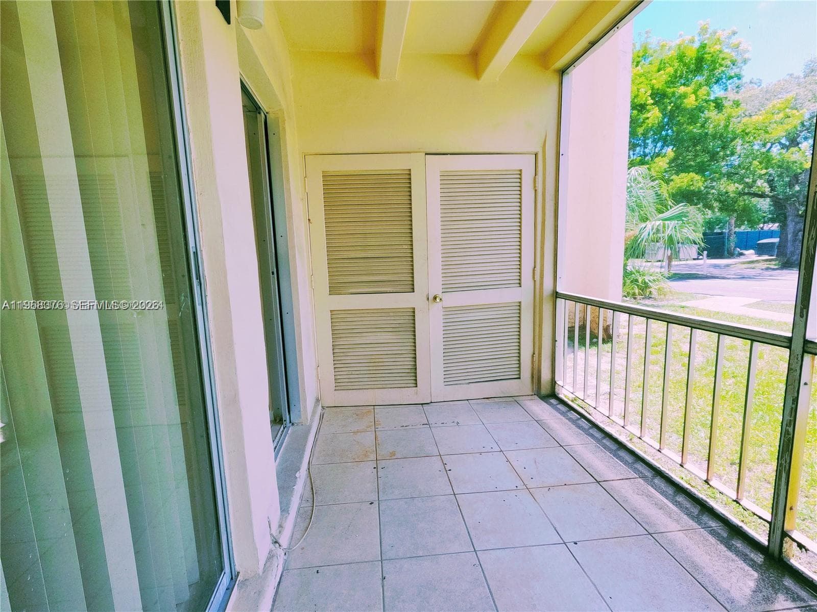 SPANISH OAKS CONDO · #0140 in Boca Raton - Photo 12