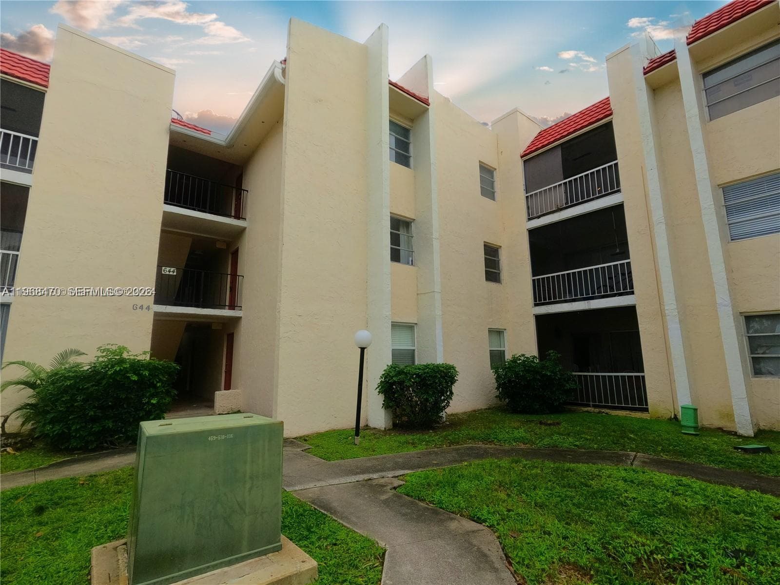 SPANISH OAKS CONDO · #0120 in Boca Raton - Photo 10