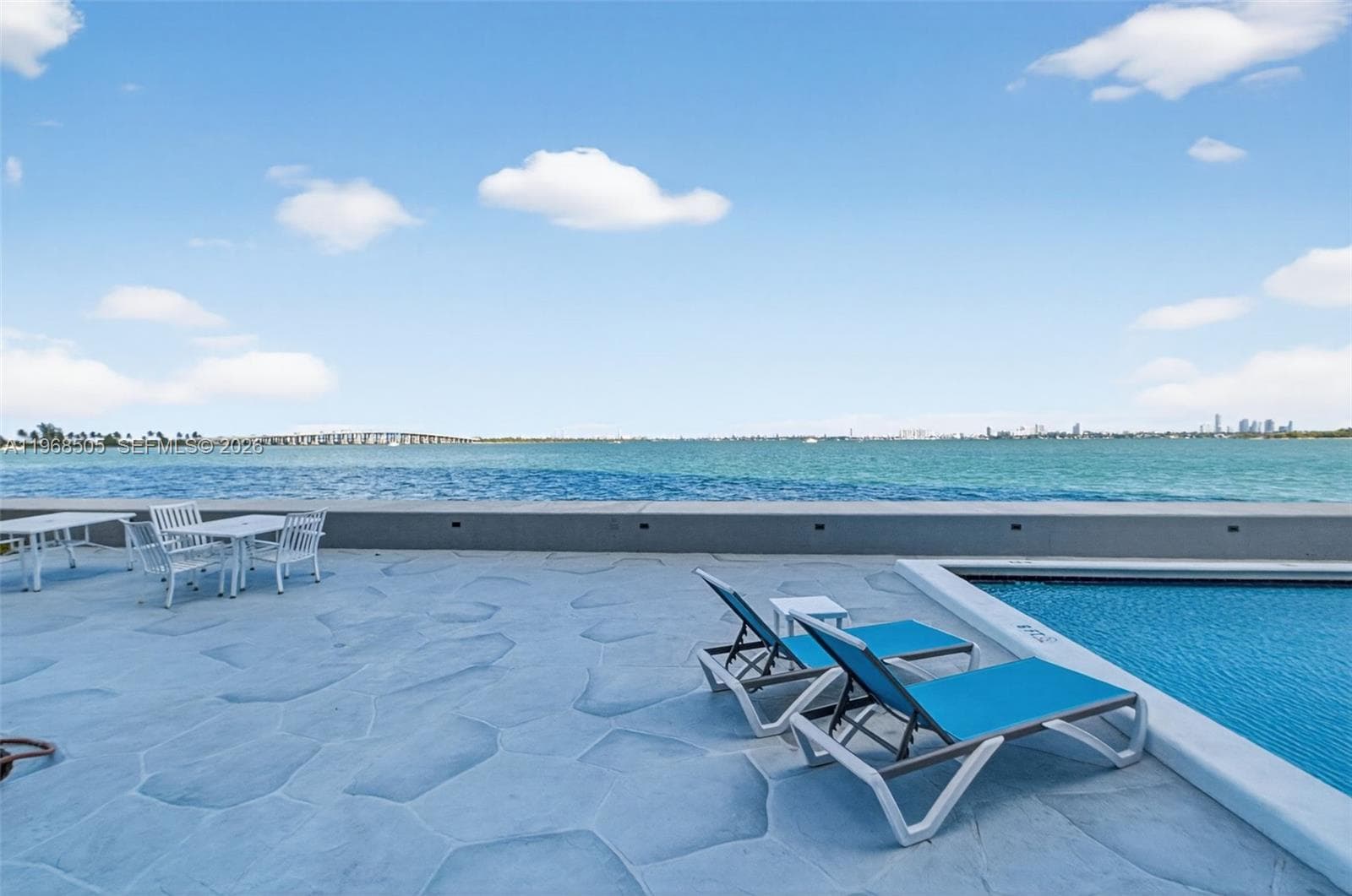 BAYVIEW TOWER CONDO · #203 in Miami - Photo 2