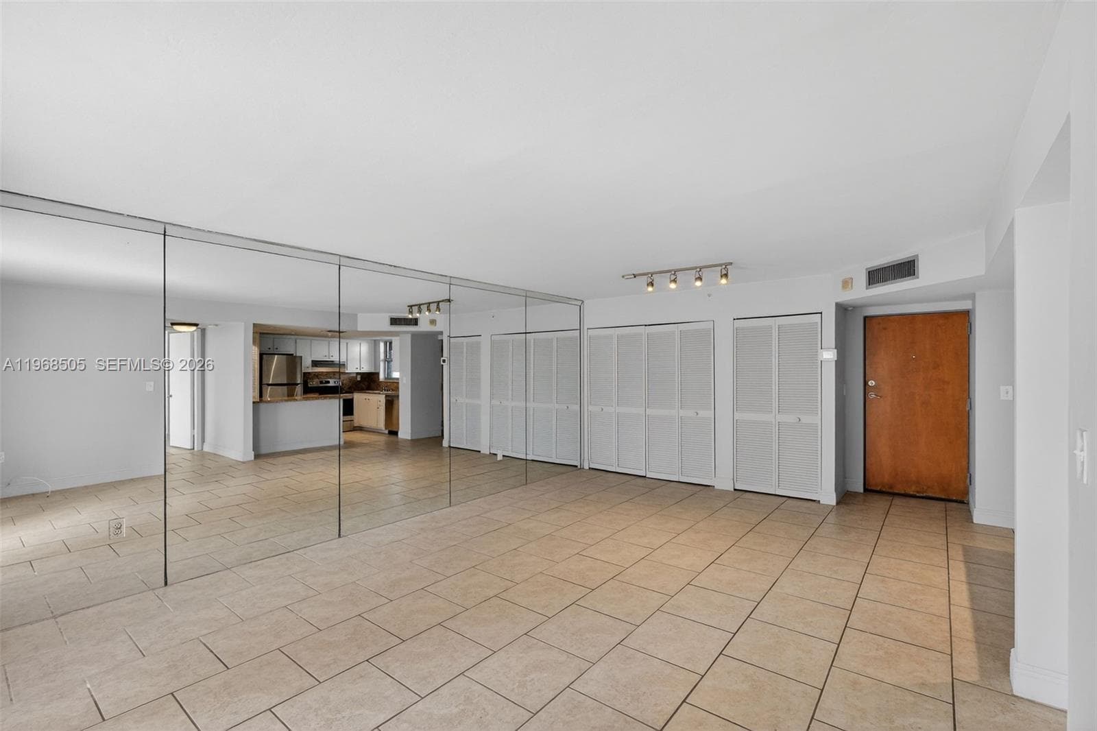 BAYVIEW TOWER CONDO · #203 in Miami - Photo 16
