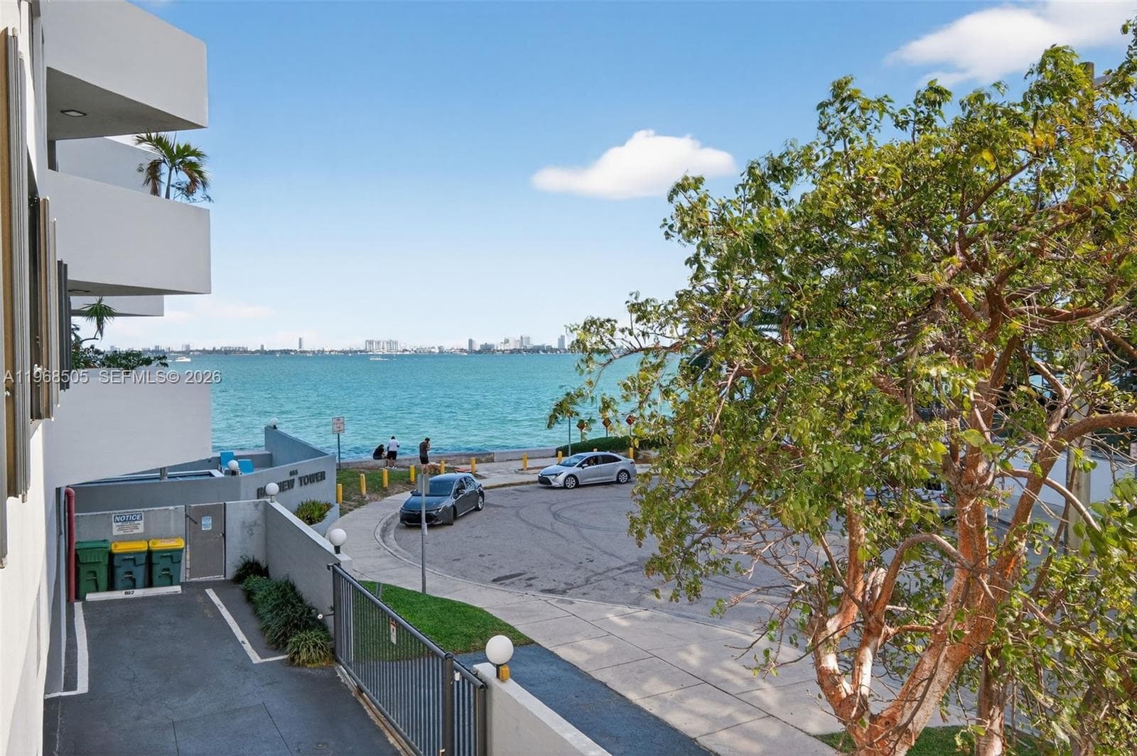 BAYVIEW TOWER CONDO · #203 in Miami - Photo 32