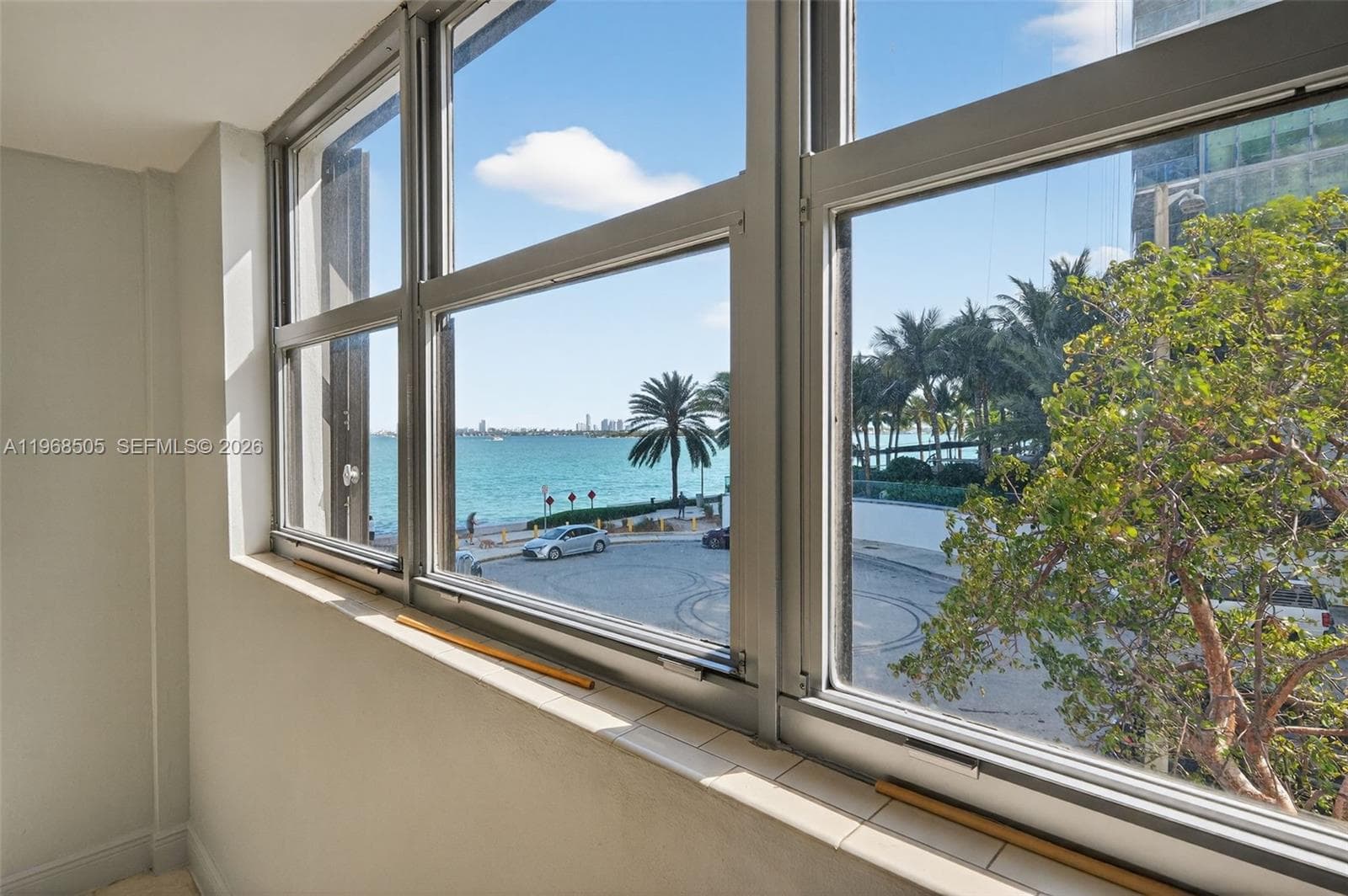 BAYVIEW TOWER CONDO · #203 in Miami - Photo 18