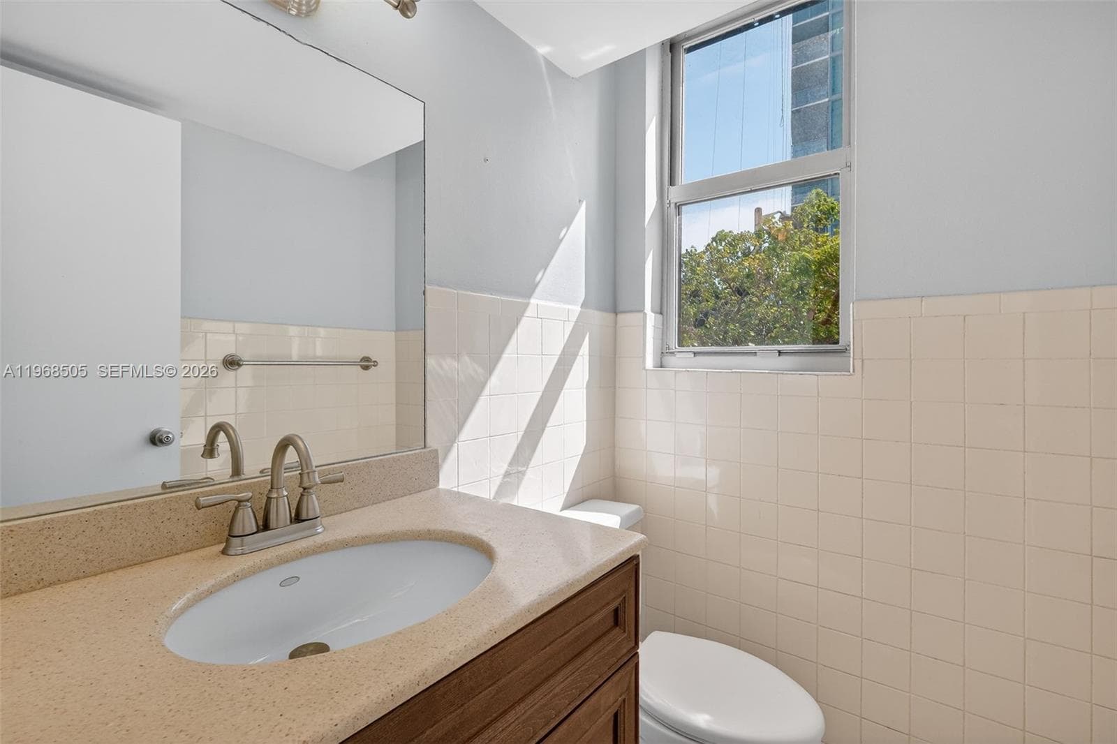 BAYVIEW TOWER CONDO · #203 in Miami - Photo 15