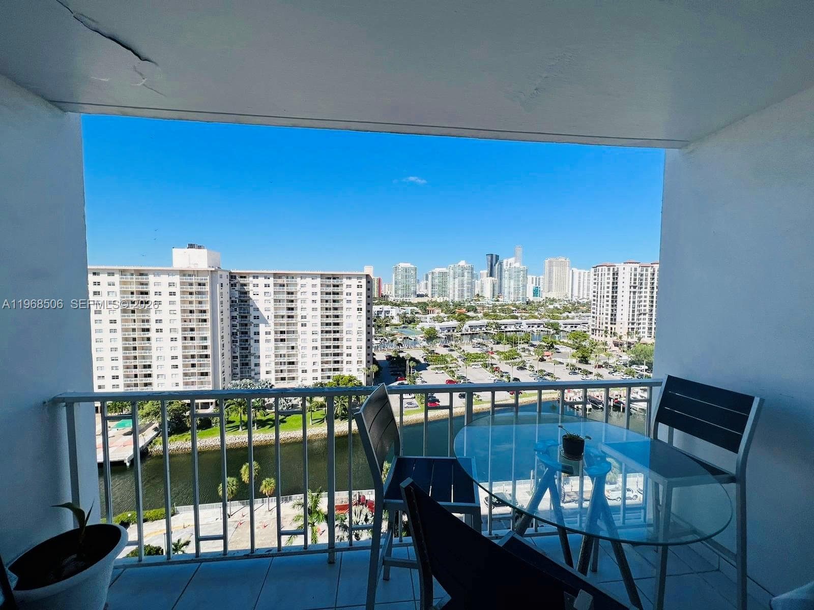 ARLEN HOUSE · #1417 in Sunny Isles Beach - Photo 2