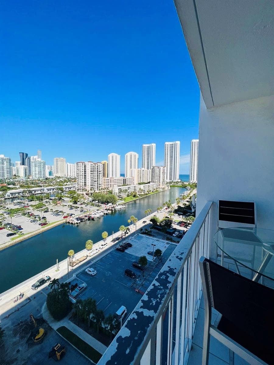 ARLEN HOUSE · #1417 in Sunny Isles Beach - Photo 1