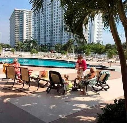 COASTAL TOWERS CONDO · #629 in Sunny Isles Beach - Photo 8