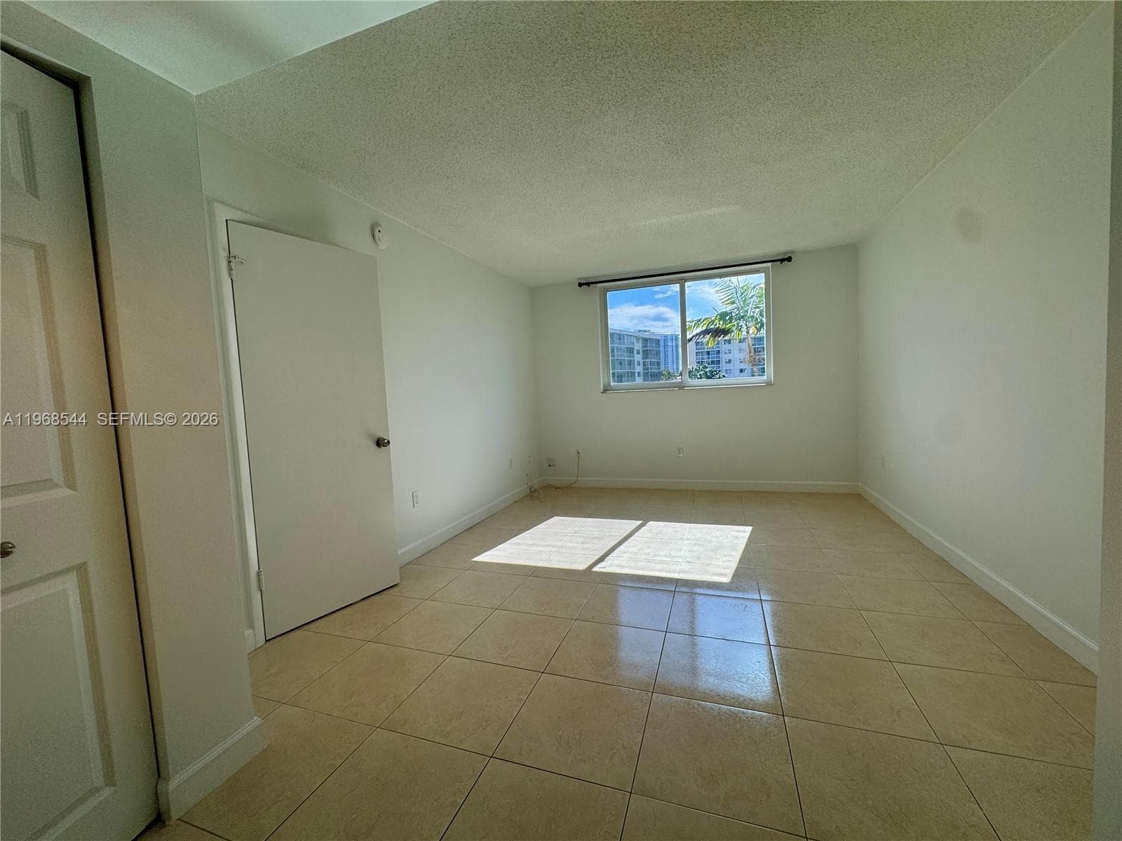 POINT EAST SEC II CONDO · #H202 in Aventura - Photo 23