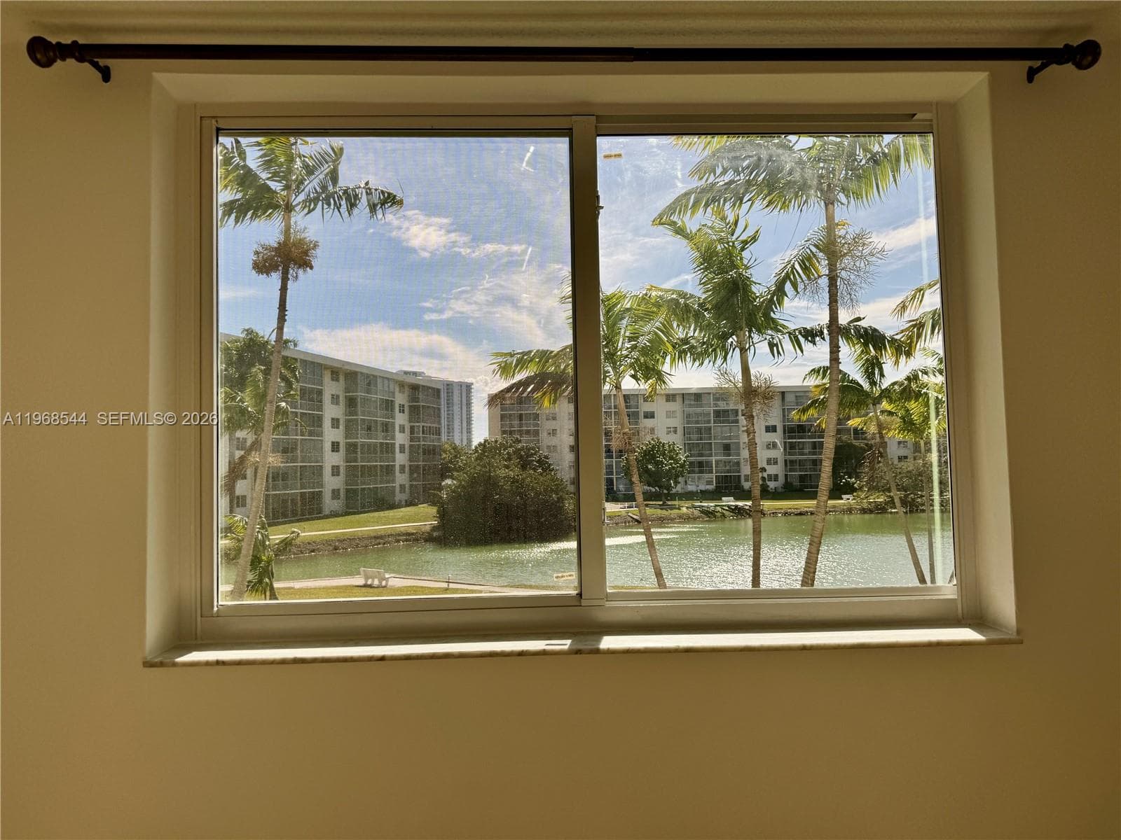 POINT EAST SEC II CONDO · #H202 in Aventura - Photo 25