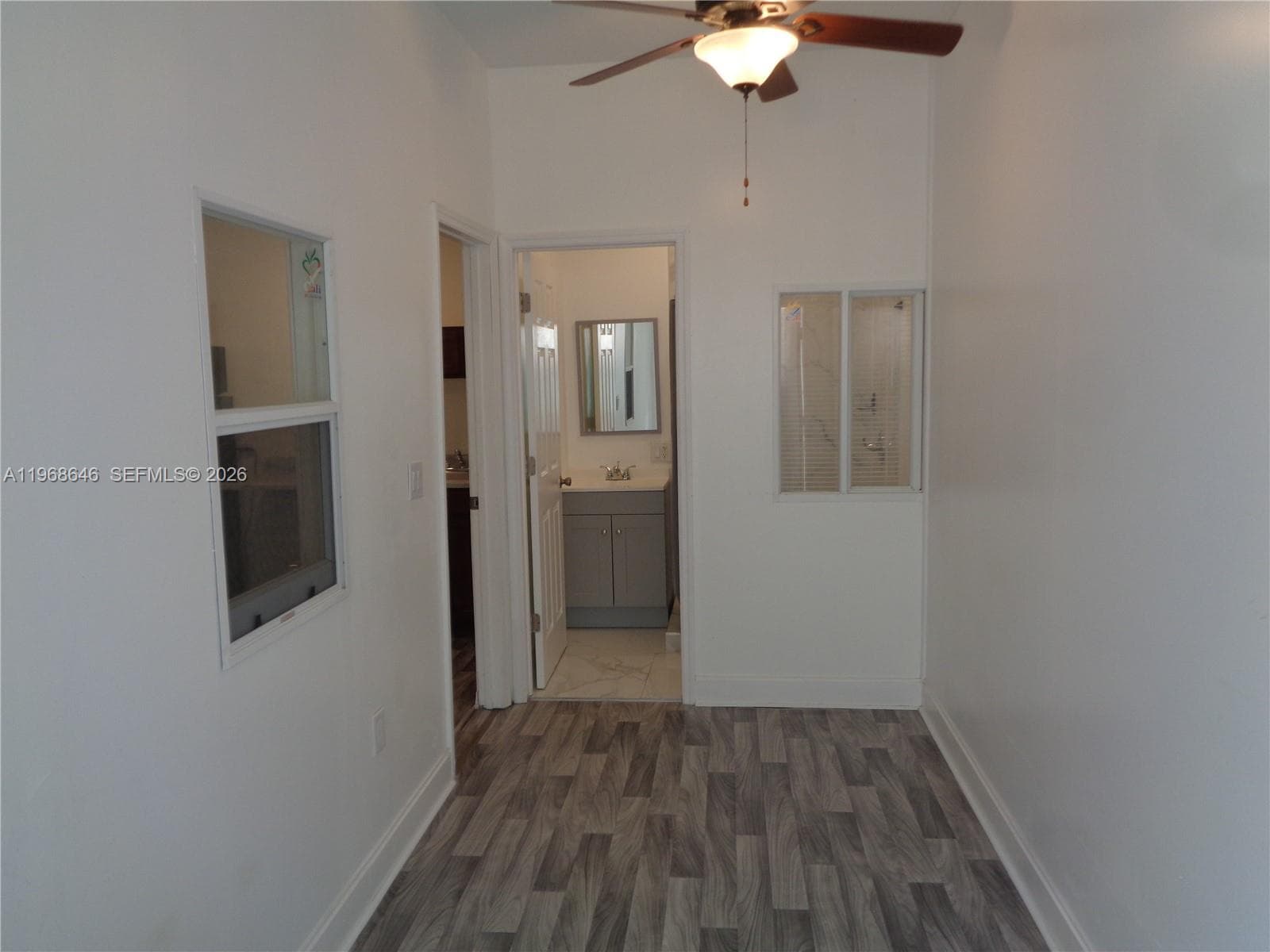 2060 SE 14th St photo 6