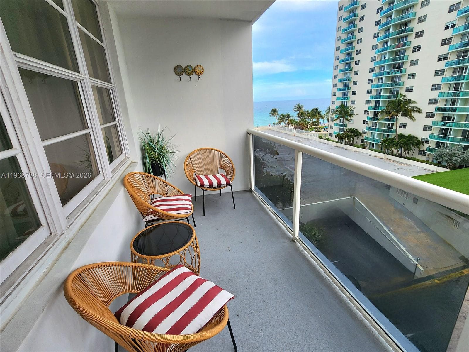 Sea Air Towers · #620 in Hollywood - Photo 13