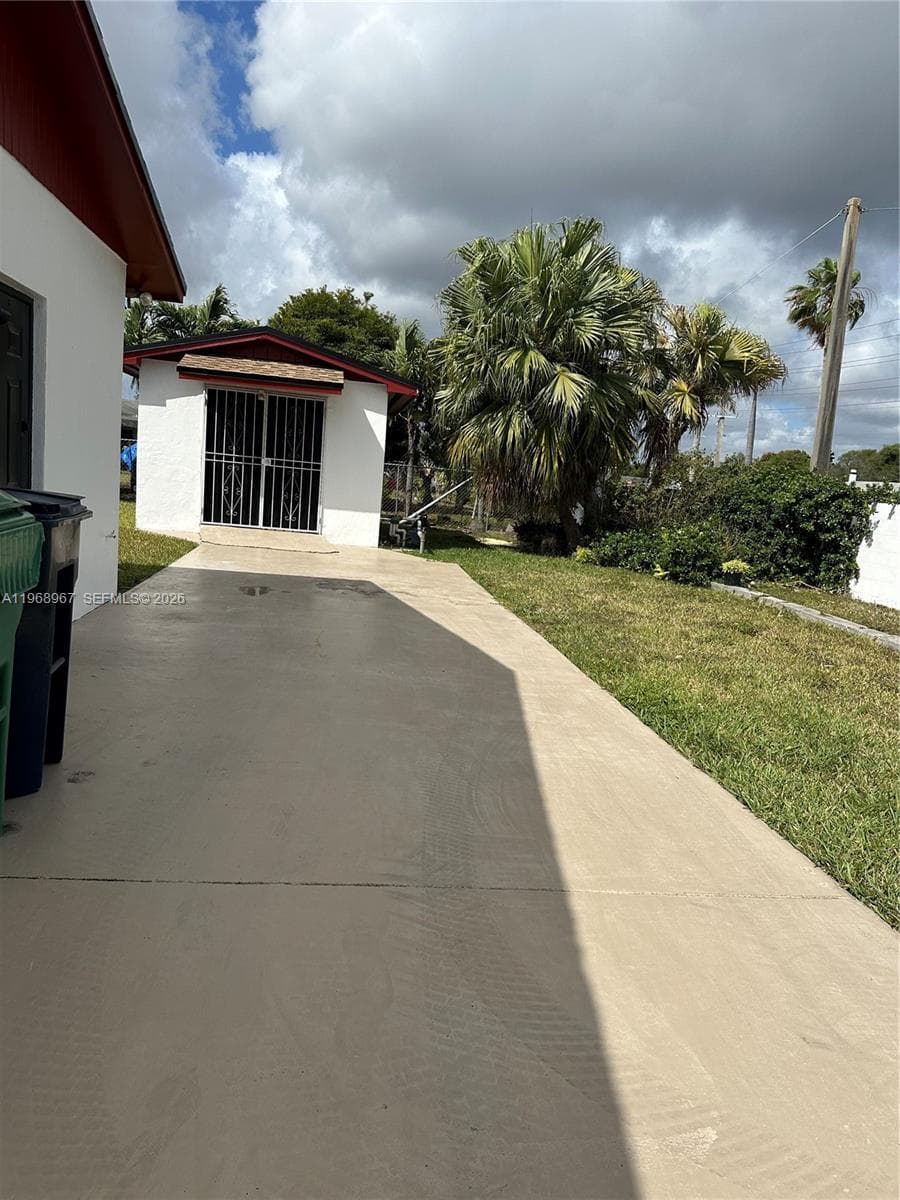 15200 SW 109 ave photo 18