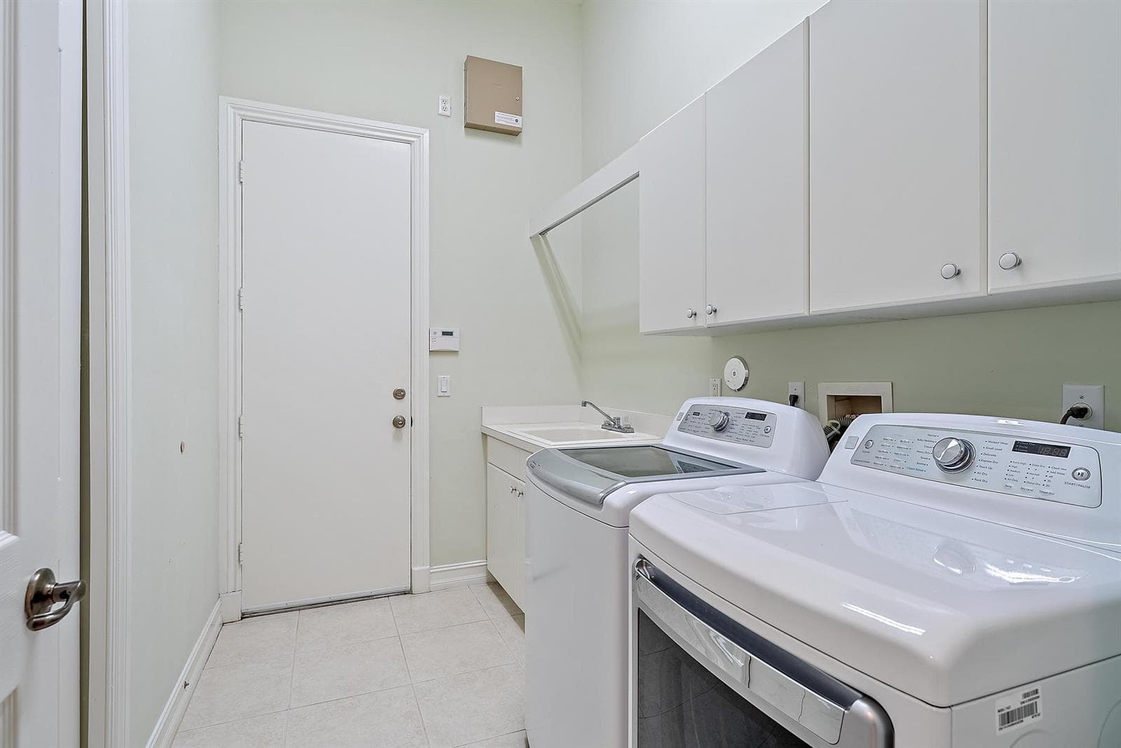1119 Grand Cay Dr-20