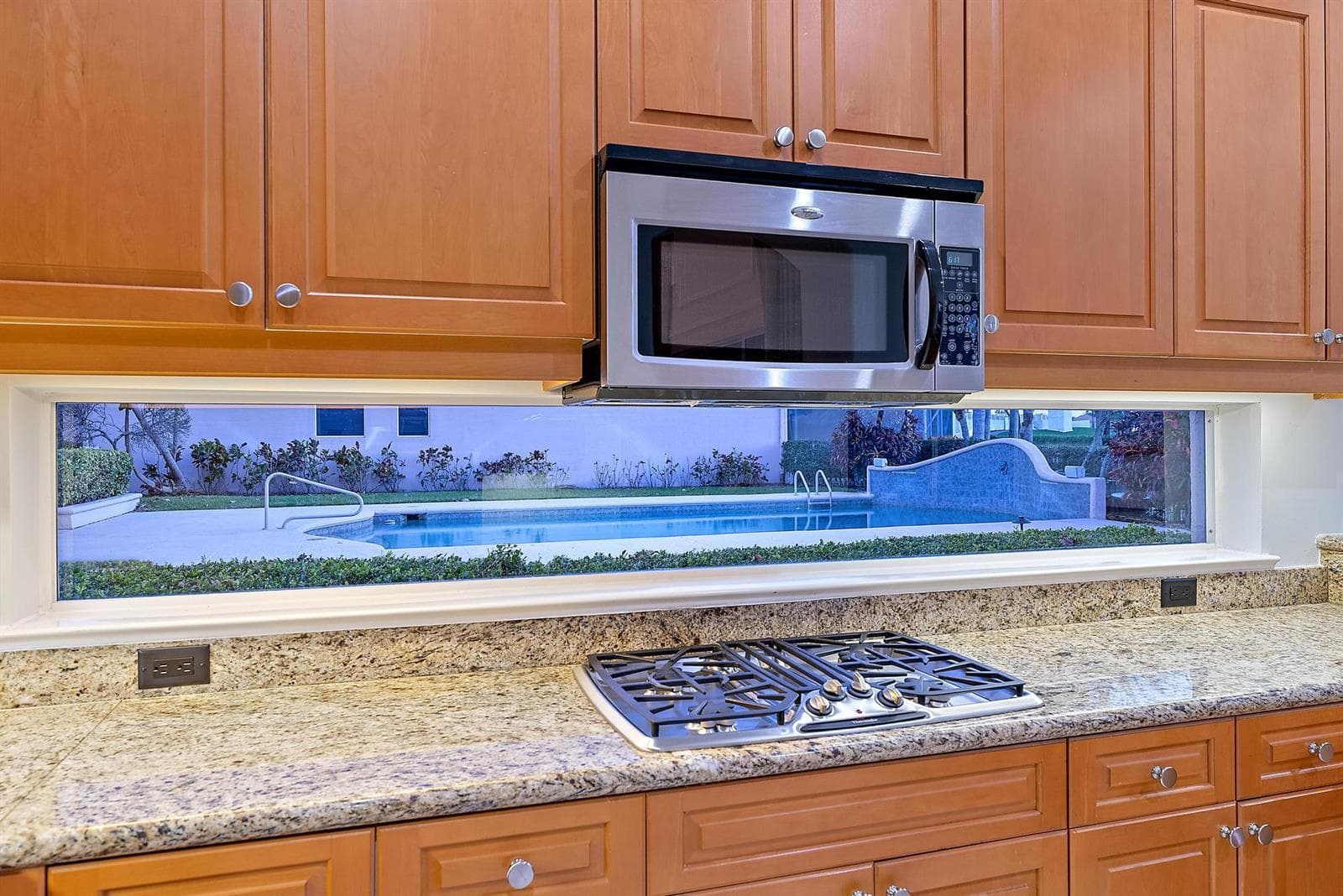 1119 Grand Cay Dr-40