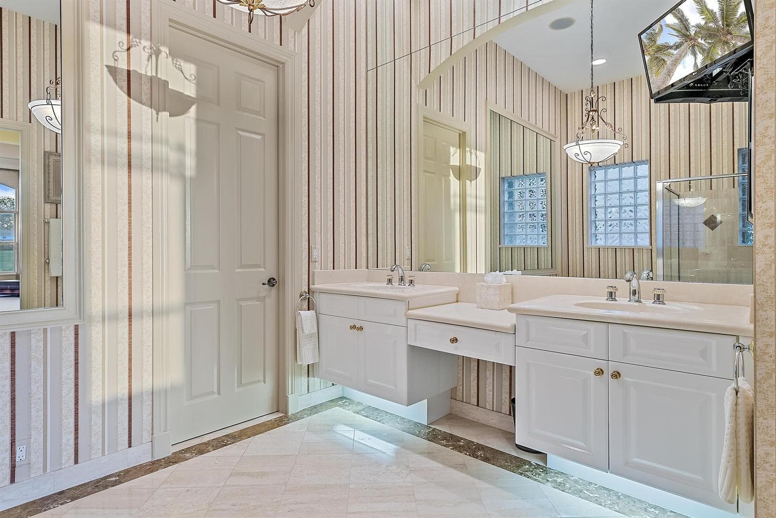 1119 Grand Cay Dr-25