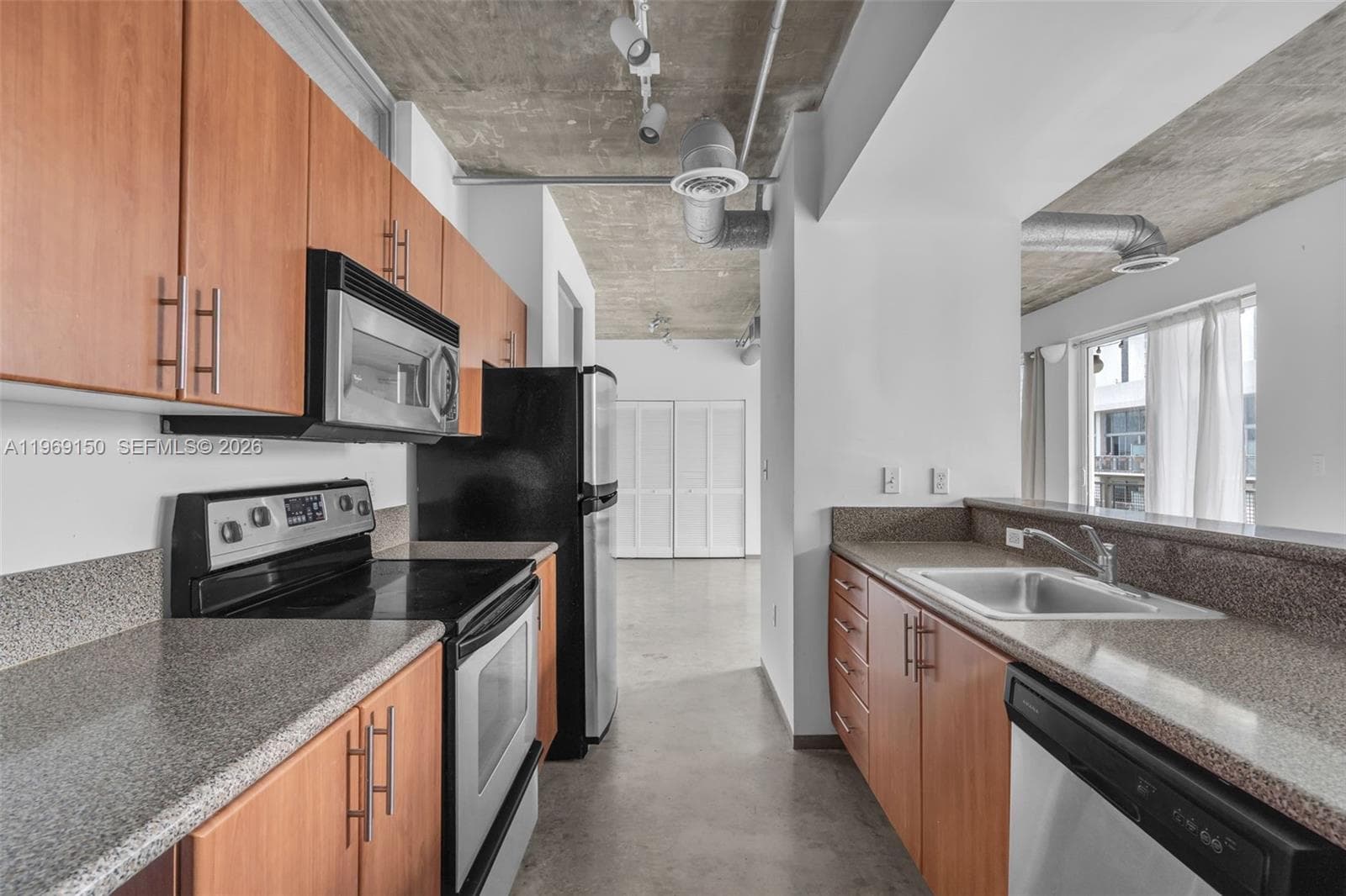 BAYLOFTS CONDO · #809 in Miami - Photo 8