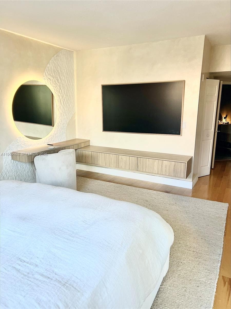 Mater bedroom
