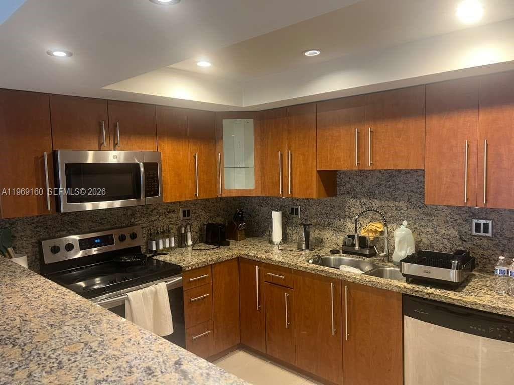 OCEANVIEW BUILDING B · #808 in Sunny Isles Beach - Photo 6