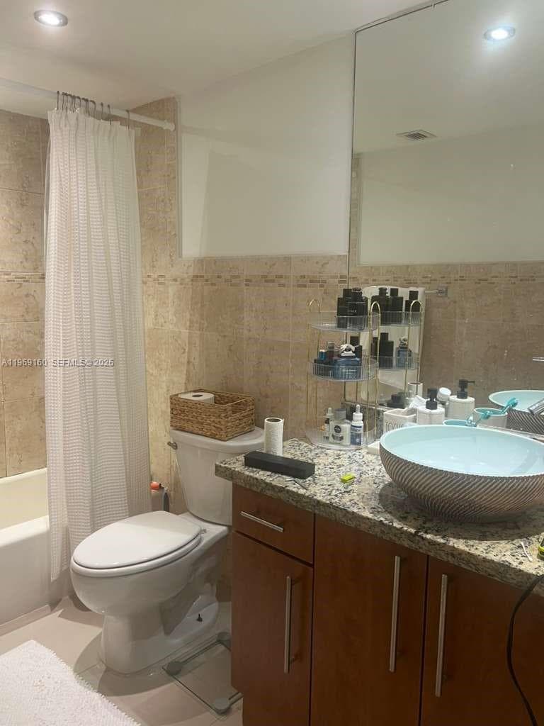 OCEANVIEW BUILDING B · #808 in Sunny Isles Beach - Photo 10